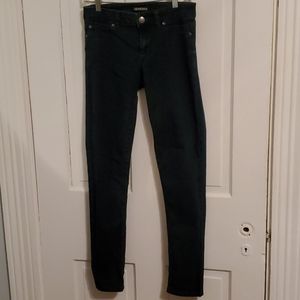 Last Chance: Dark wash skinny jeans